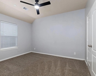 16007 David Hill Lane - Photo Thumbnail 24