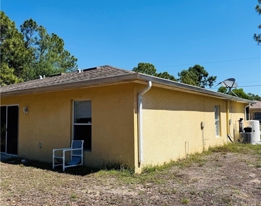 4743 14th Street Sw - Photo Thumbnail 4