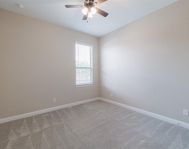 1803 Pepper Grove Lane - Photo Thumbnail 21