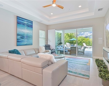 693 105th Avenue N - Photo Thumbnail 16
