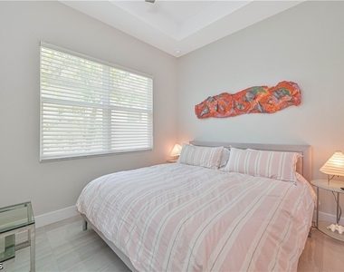 693 105th Avenue N - Photo Thumbnail 35