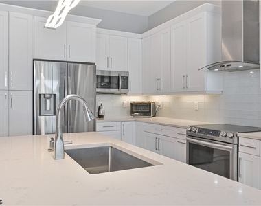 693 105th Avenue N - Photo Thumbnail 23