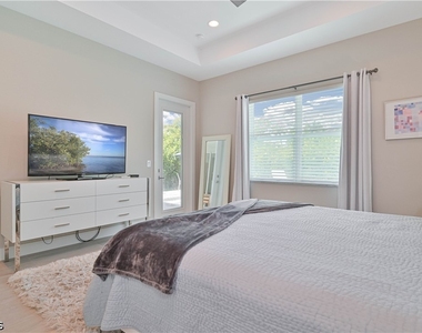 693 105th Avenue N - Photo Thumbnail 30