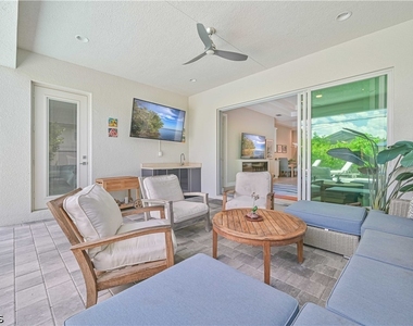 693 105th Avenue N - Photo Thumbnail 10