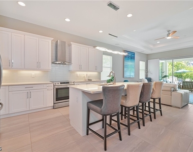 693 105th Avenue N - Photo Thumbnail 19