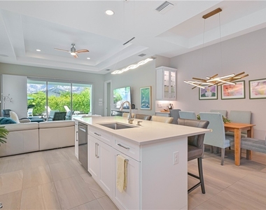 693 105th Avenue N - Photo Thumbnail 25