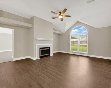 16111 Blue Mesa Ridge Drive - Photo Thumbnail 3
