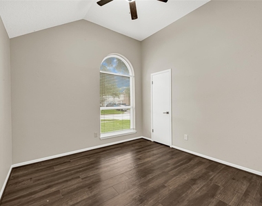 16111 Blue Mesa Ridge Drive - Photo Thumbnail 10