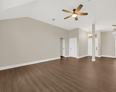 16111 Blue Mesa Ridge Drive - Photo Thumbnail 7