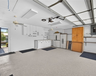 4419 N Pacific Circle - Photo Thumbnail 16