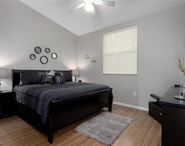 15430 Bellamar Circle - Photo Thumbnail 10