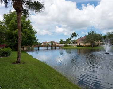 15430 Bellamar Circle - Photo Thumbnail 16