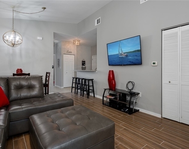 15430 Bellamar Circle - Photo Thumbnail 7