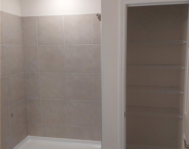 326 Sw 24th Place - Photo Thumbnail 12