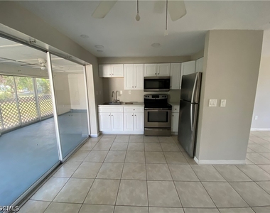11310 Linda Loma Drive - Photo Thumbnail 3