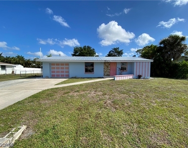 11310 Linda Loma Drive - Photo Thumbnail 15
