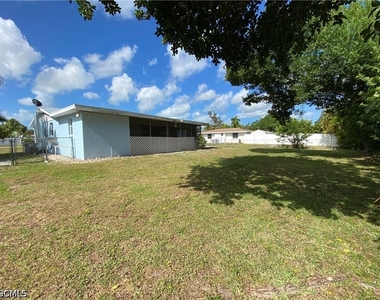 11310 Linda Loma Drive - Photo Thumbnail 17