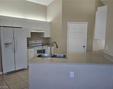 3410 22nd Street Sw - Photo Thumbnail 5