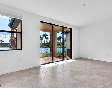 1424 Weeping Willow Court - Photo Thumbnail 7