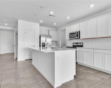 1424 Weeping Willow Court - Photo Thumbnail 16