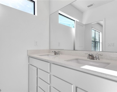1424 Weeping Willow Court - Photo Thumbnail 9
