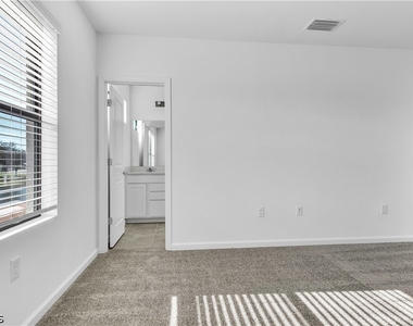 1424 Weeping Willow Court - Photo Thumbnail 18