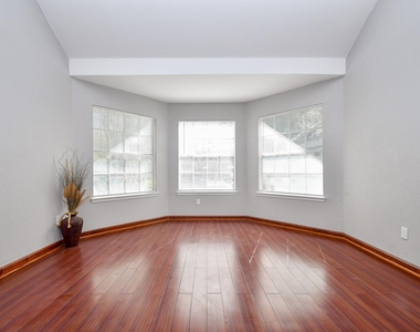 11414 Chariot Drive - Photo Thumbnail 23