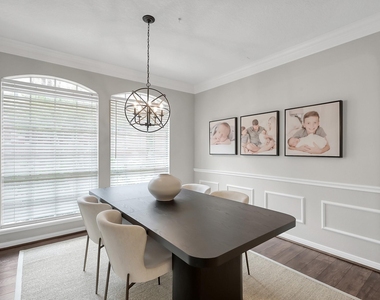 31 E Amberglow Circle - Photo Thumbnail 9