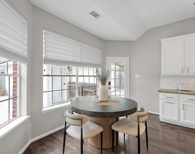 31 E Amberglow Circle - Photo Thumbnail 21