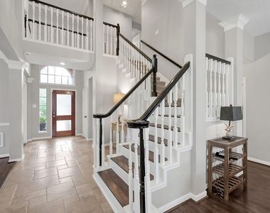 31 E Amberglow Circle - Photo Thumbnail 11