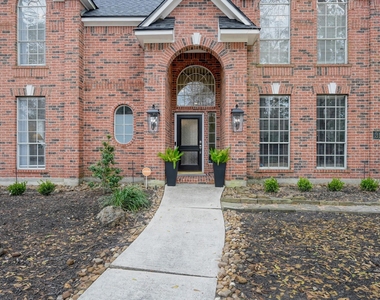 31 E Amberglow Circle - Photo Thumbnail 2