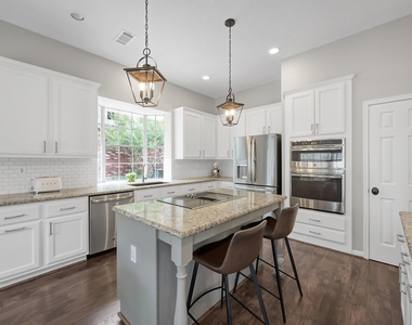 31 E Amberglow Circle - Photo Thumbnail 20