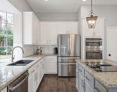 31 E Amberglow Circle - Photo Thumbnail 19
