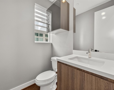 5919 E Post Oak Lane - Photo Thumbnail 19