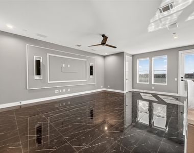 5919 E Post Oak Lane - Photo Thumbnail 33