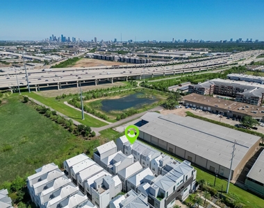 5919 E Post Oak Lane - Photo Thumbnail 42