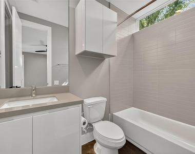 5919 E Post Oak Lane - Photo Thumbnail 6