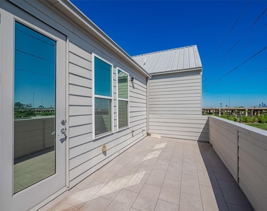 5919 E Post Oak Lane - Photo Thumbnail 38