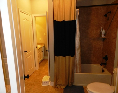 4419 Montcliff Bend Court - Photo Thumbnail 30