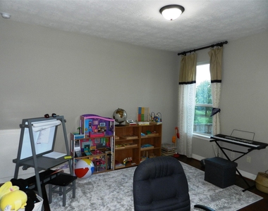 4419 Montcliff Bend Court - Photo Thumbnail 27