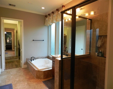 4419 Montcliff Bend Court - Photo Thumbnail 12