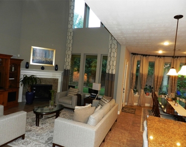 4419 Montcliff Bend Court - Photo Thumbnail 9