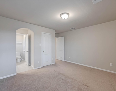 2111 Post Oak Court - Photo Thumbnail 30