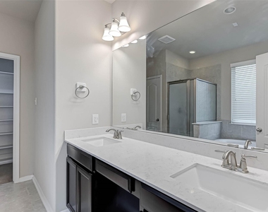 2111 Post Oak Court - Photo Thumbnail 21