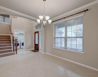 2111 Post Oak Court - Photo Thumbnail 5