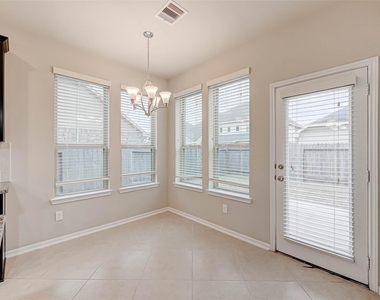 2111 Post Oak Court - Photo Thumbnail 15