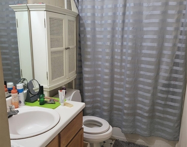 17314 Glenmorris Drive - Photo Thumbnail 17