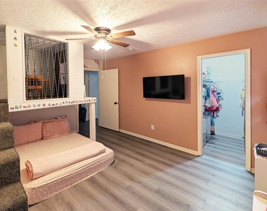 11662 Sagewind Drive - Photo Thumbnail 9