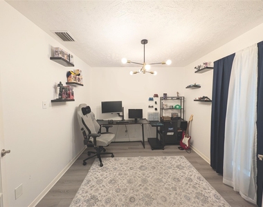 11662 Sagewind Drive - Photo Thumbnail 13