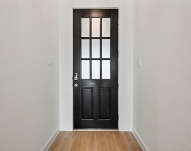 3222 Kindred Way - Photo Thumbnail 5